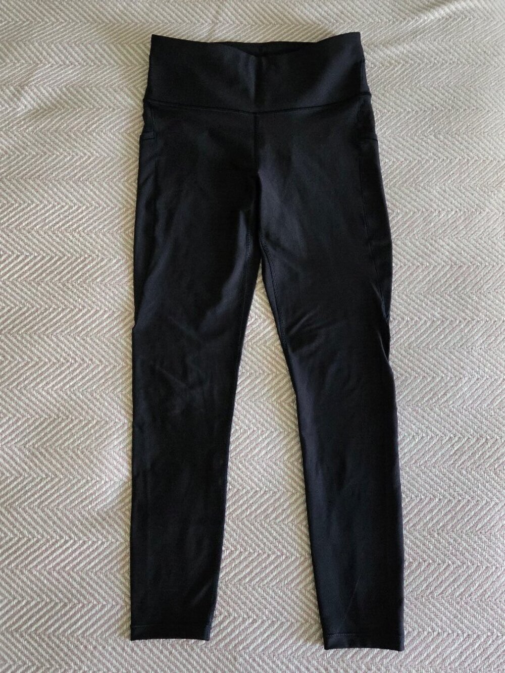 Athleta Interval Stash High Rise 7/8 Legging - M Tall - Black
